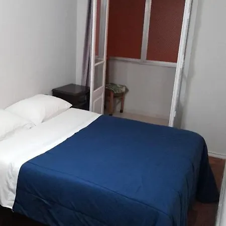 Хостел Belem Backpackers *